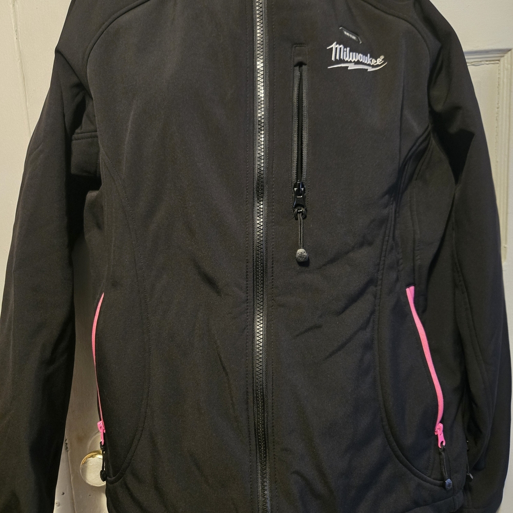 Milwaukee M12 Heated Jacket Womens Medium Black Breast Cancer Awareness